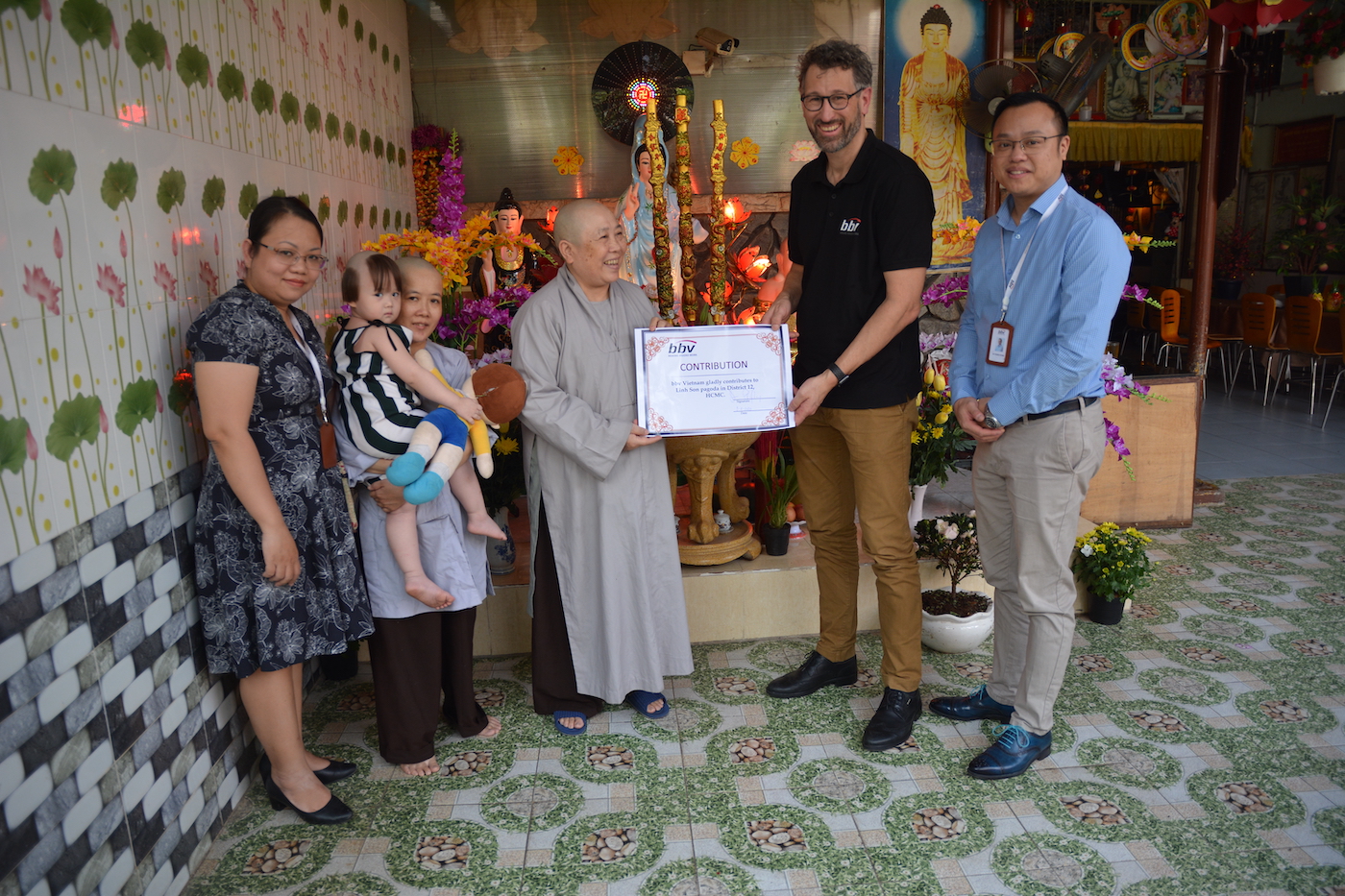 Kloster und Waisenhaus «Linh Son Pagoda»